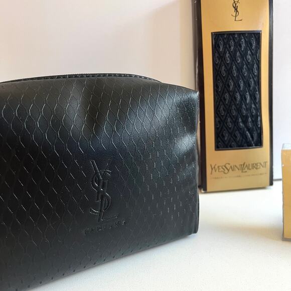 YSL YVES SAINT LAURENT Cosmetic Case, Travel, Makeup or Toiletry, UNISEX + Socks - Picture 6 of 15